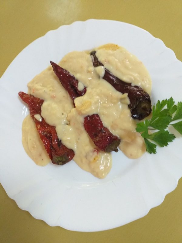 parjeni chushki s byal sos 528 300g